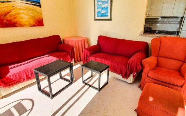 Skol 335. Fantastic Beachfront Apartment Facing South.