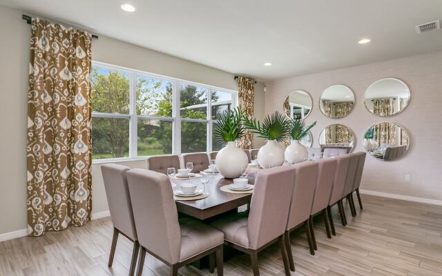 4007 Oakrise Loop