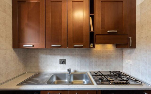 Fortino Roomy Apartment