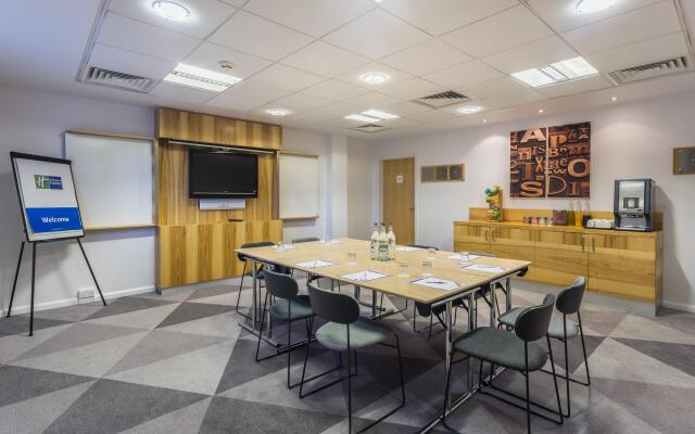 Holiday Inn Express London-Watford Junction by IHG