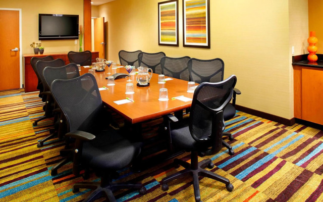 Fairfield Inn & Suites by Marriott Pittsburgh Neville Island