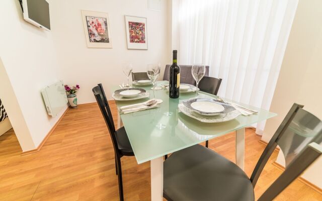 Center Of Zagreb F12 Apartments