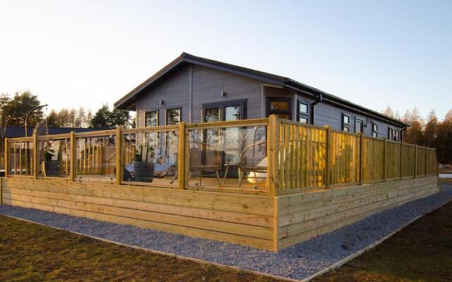 Hollicarrs - Bluebell Lodge