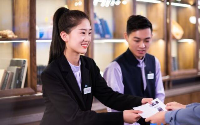 Mercure Qingdao Downtown