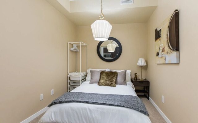 Quickstay - Executive Condo in the Heart of Downtown