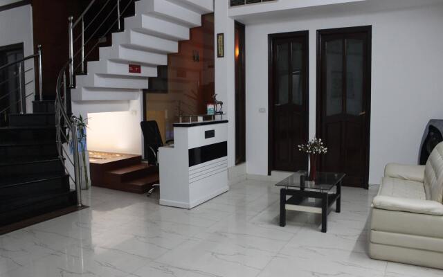 OYO Premium Signature Towers