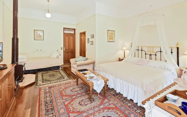 Montville Boutique BnB – Guest Rooms – Montville