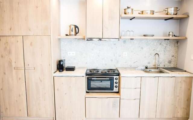Kali Thea Suites