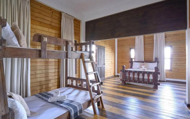 Villa ines-4X4only-Jarabacoa-View-Jacuzzi-5BR