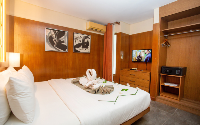 Crown Regency Beach Resort