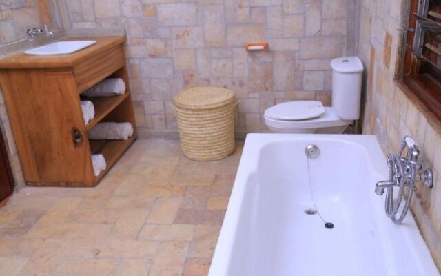 Kisubi Forest Cottages