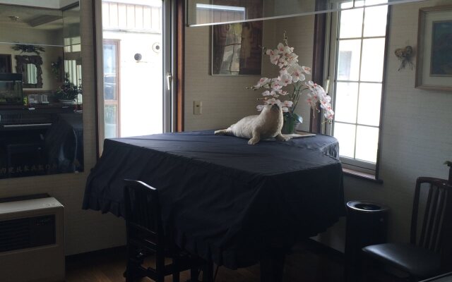 Small Inn Shiretoko Pereke