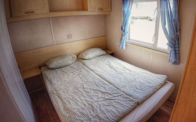 House TrioCamp Karlin Liben