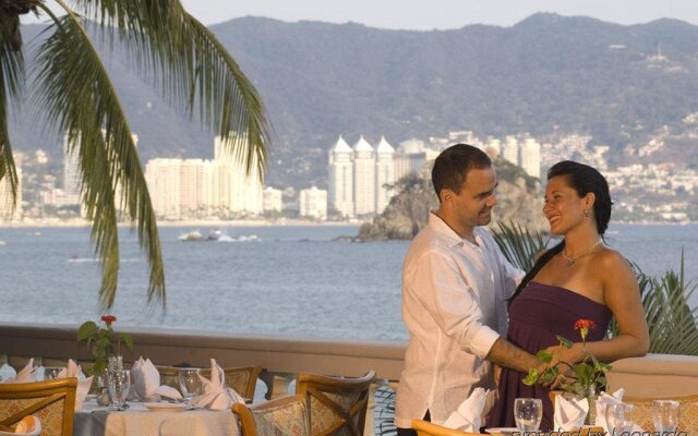 Avalon Excalibur Acapulco
