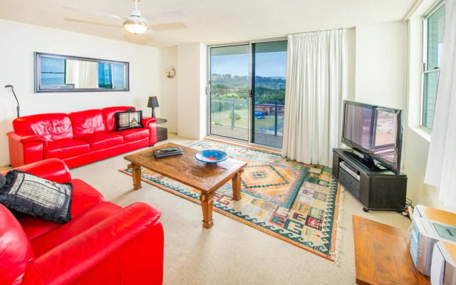 Tradewinds Apartments