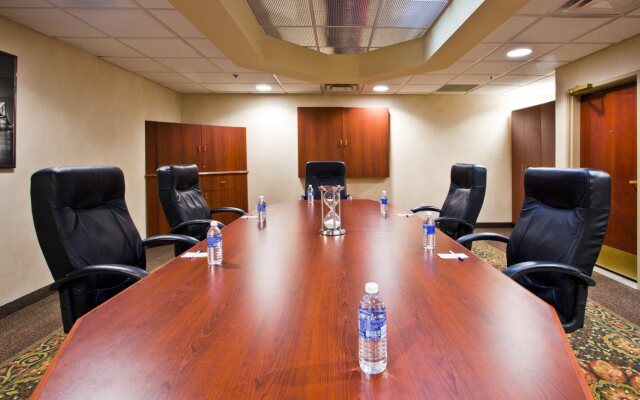 Holiday Inn Express Hotel & Suites Waterford by IHG