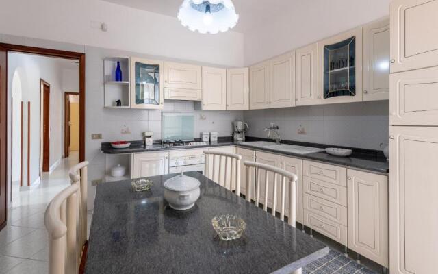 Casa Viola 1 piano 100 mt dal mare