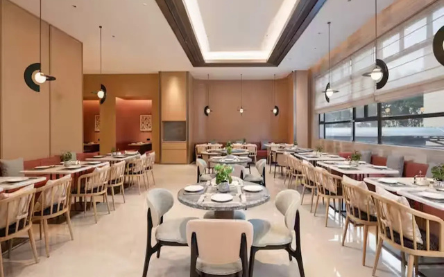 Hilton Garden Inn Dongguan Wanjiang Jiangjing Road