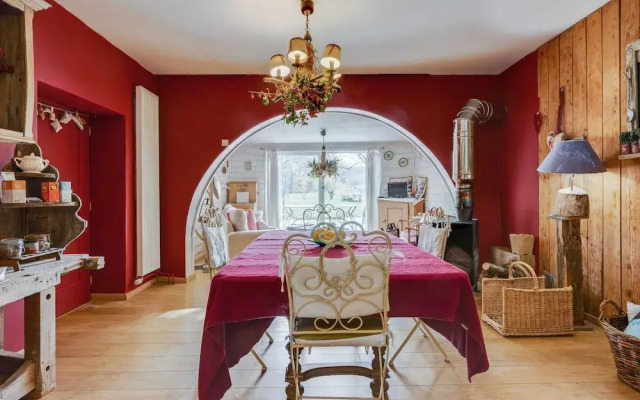 Elegant Appartment in Niderviller Near Forest, France