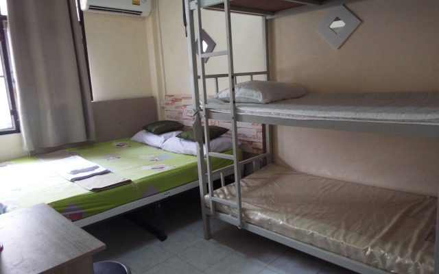 Hostel 24