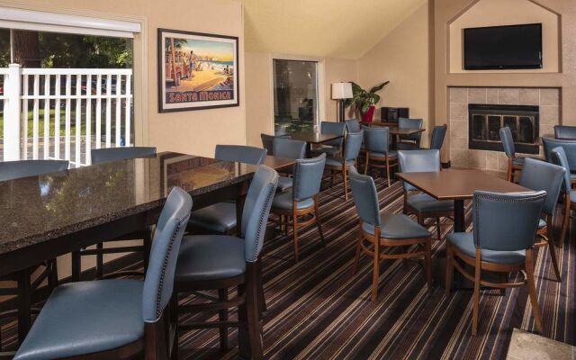 Residence Inn San Jose Campbell