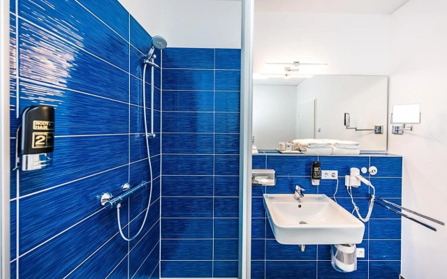 Best Western Plus Royal Suites