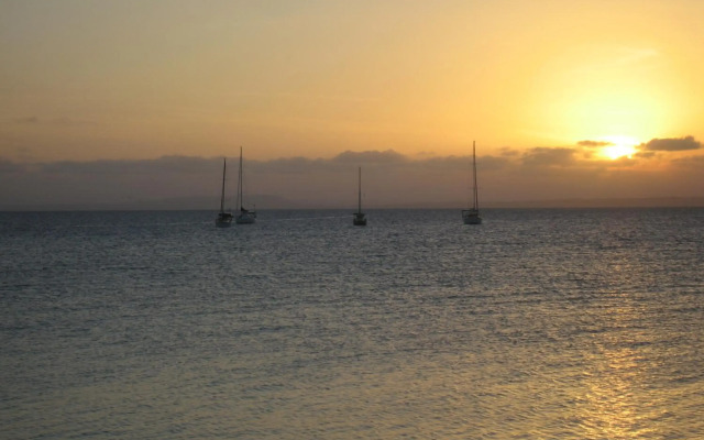 Bay Villas Resort