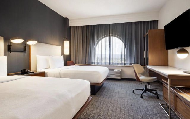 Courtyard by Marriott Baldwin Park