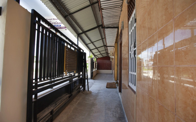 Harland Guesthouse by OYO Rooms