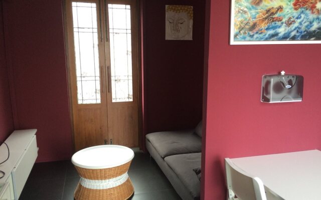 Ten Ten Hostel
