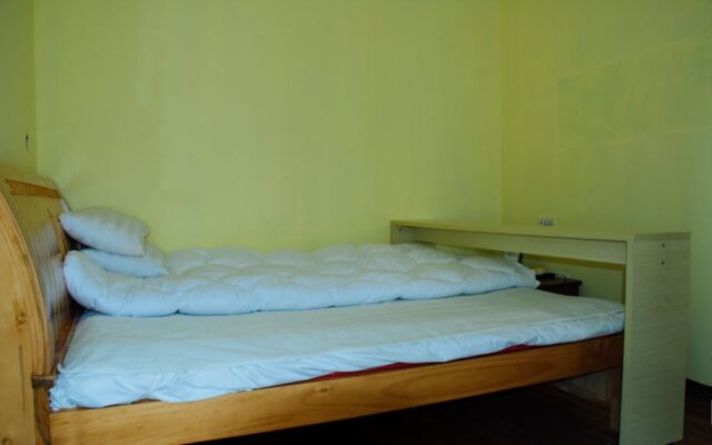 Guilin How Flowers Youth Hostel