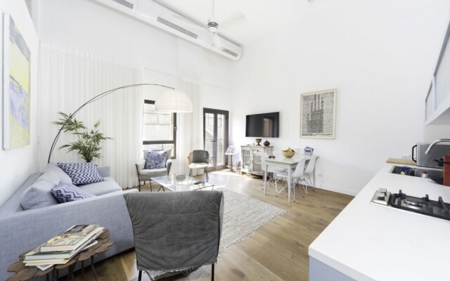 Seaside Escape with Blissful Balcony & Mamad by Sea N Rent