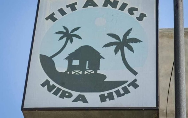 Titanic's Nipa Huts by Hiverooms