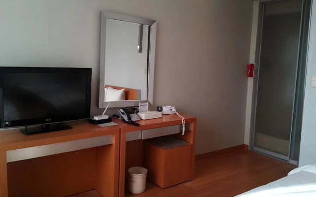 Gyeongpo Beach Hotel