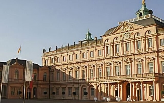 Am Schloß