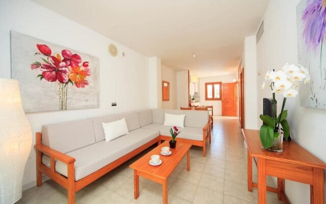 YourHouse Mar Brava Apartments