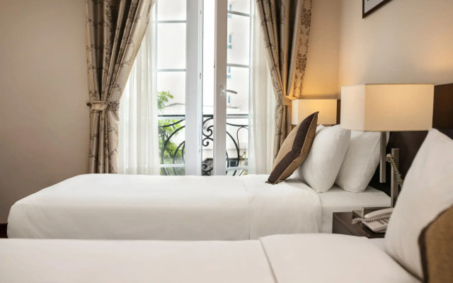 Sunline Hotel