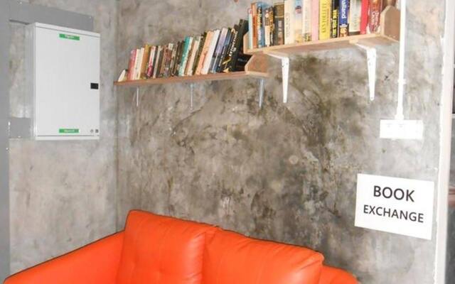 The Living Place 1 - Hostel