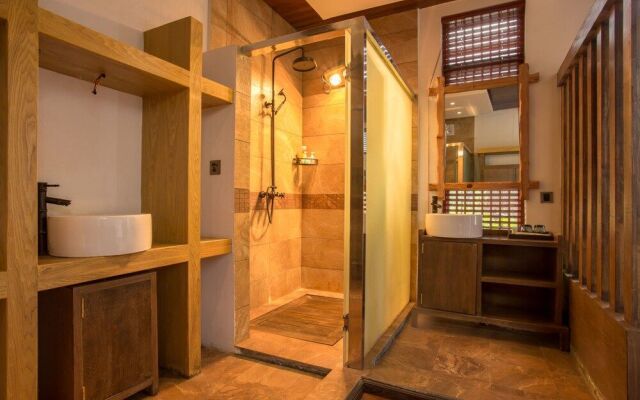 Yunzhong Baisha Lijiang Inn