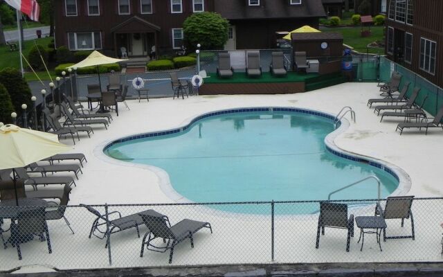 Mohican Resort Motel