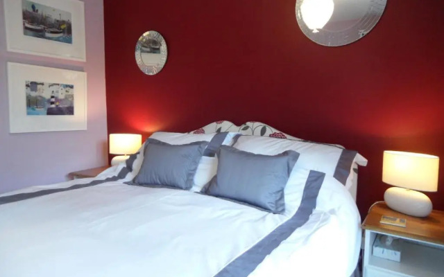 6 The Mill House BB