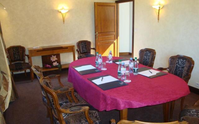 Hostellerie Du Royal Lieu