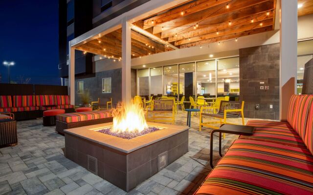 Home2 Suites By Hilton Calhoun