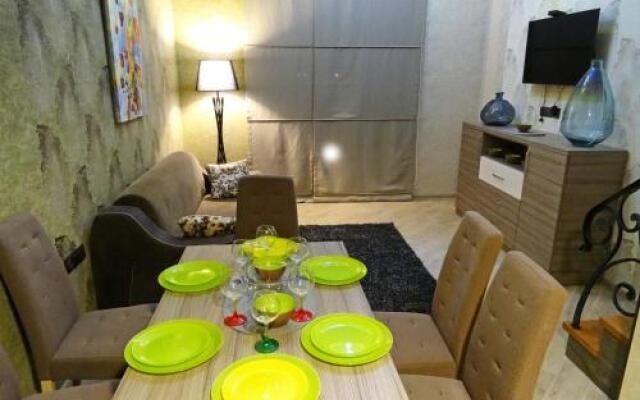 Orbi Residence 210