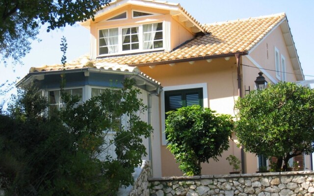 Agios Nikitas Villas