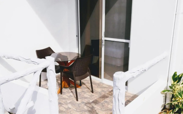 Meili Beach Resort