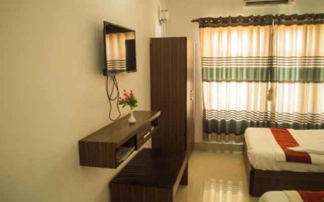 Hotel Aakash International