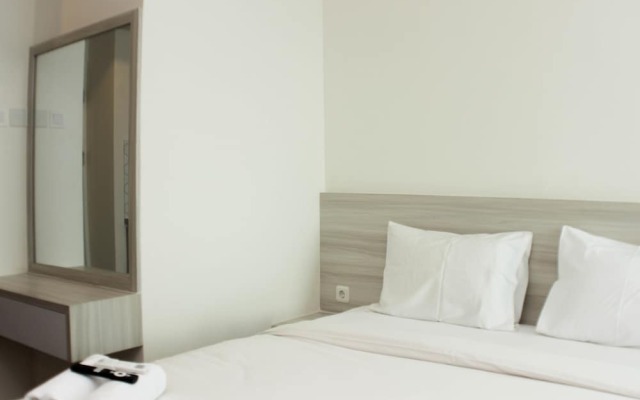 Elegant And Comfy Studio At Grand Kamala Lagoon Apartment