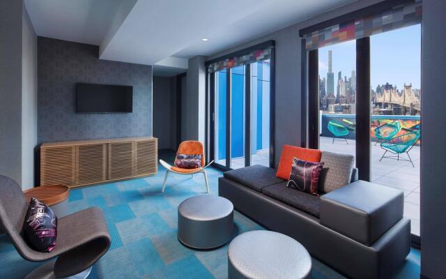 Aloft Long Island City - Manhattan View