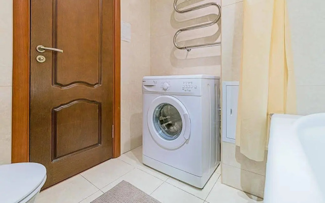 Apartamenti na Bryantseva 13
